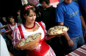 В июне туристов ждет фестиваль вареников и скидки в Стамбуле