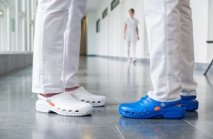 Практичне медичне взуття